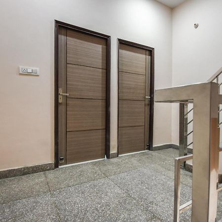 Hotel O Hi Tech Panchkula Εξωτερικό φωτογραφία