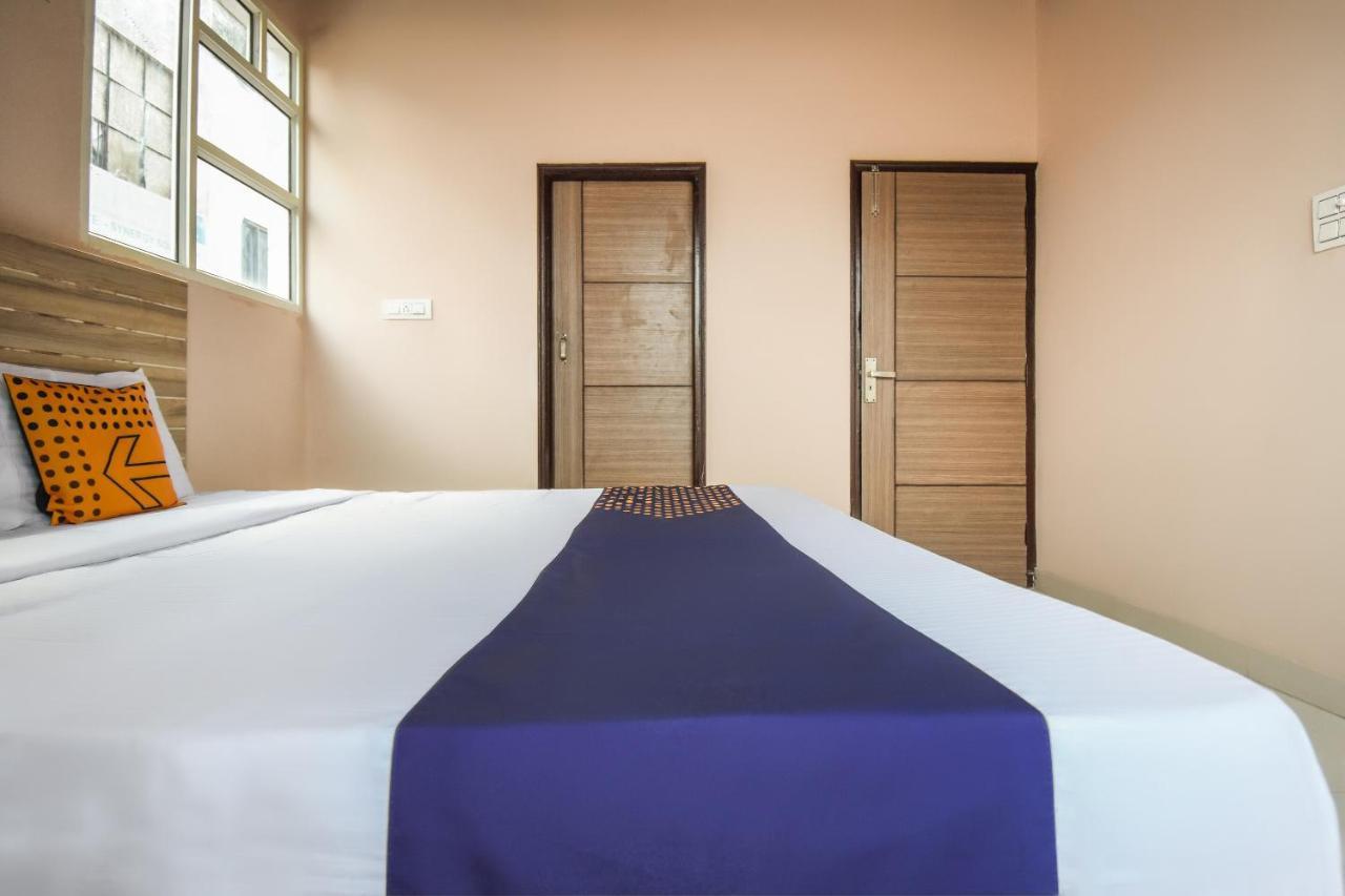 Hotel O Hi Tech Panchkula Εξωτερικό φωτογραφία