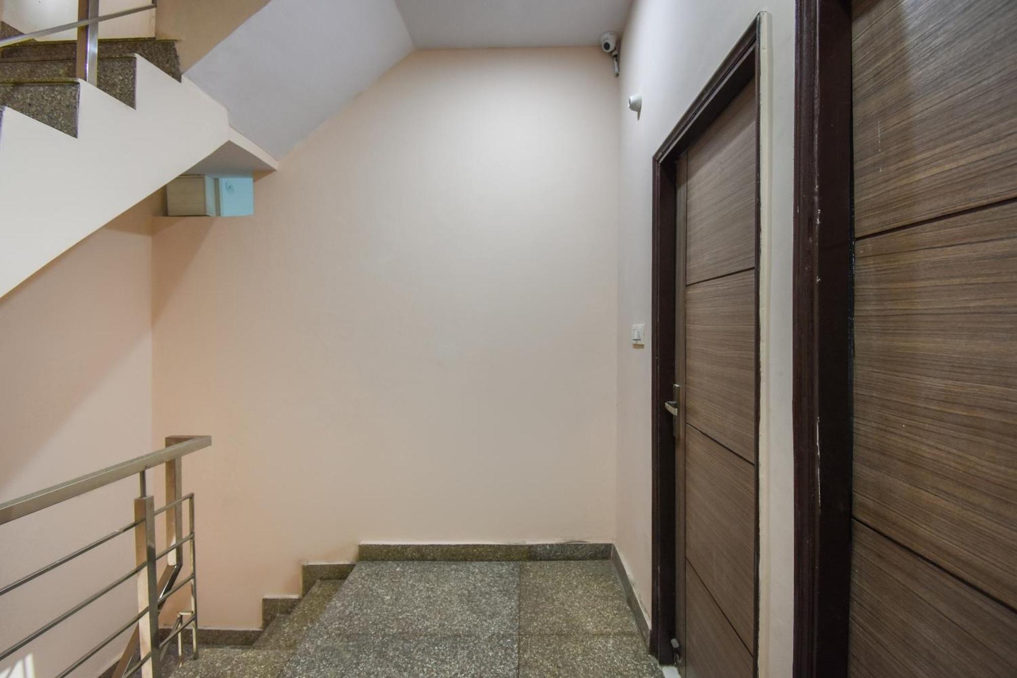 Hotel O Hi Tech Panchkula Εξωτερικό φωτογραφία