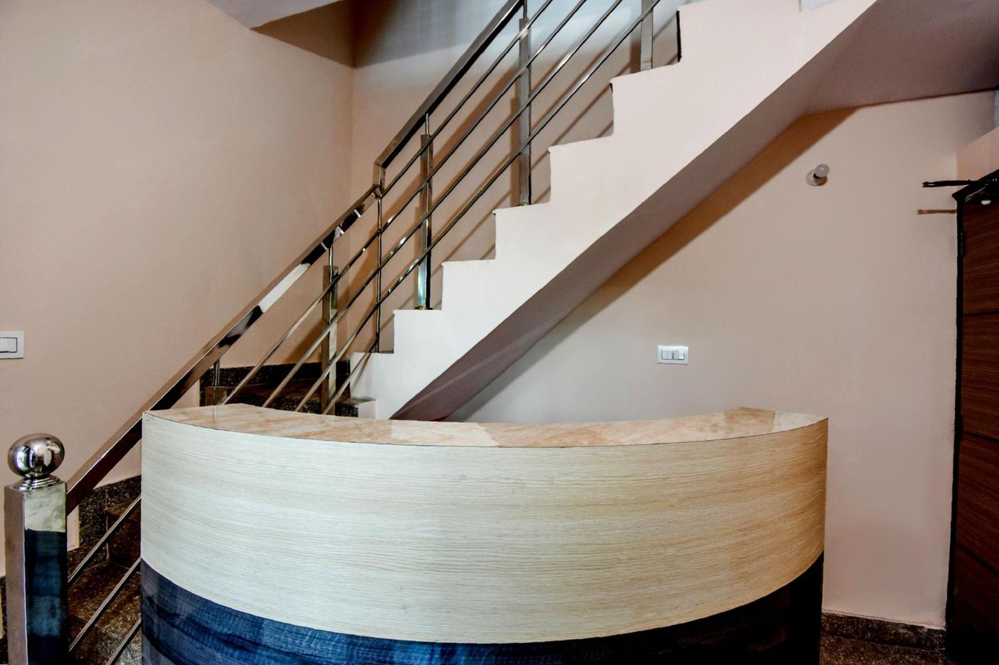Hotel O Hi Tech Panchkula Εξωτερικό φωτογραφία