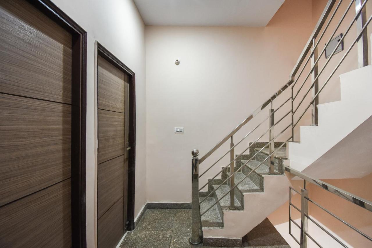 Hotel O Hi Tech Panchkula Εξωτερικό φωτογραφία